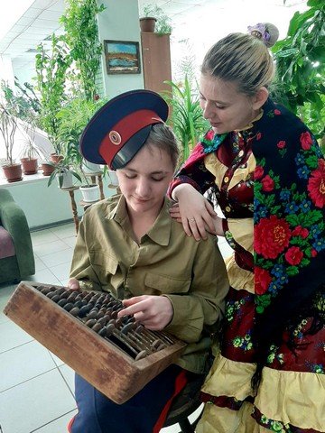 27.03 Мир театра